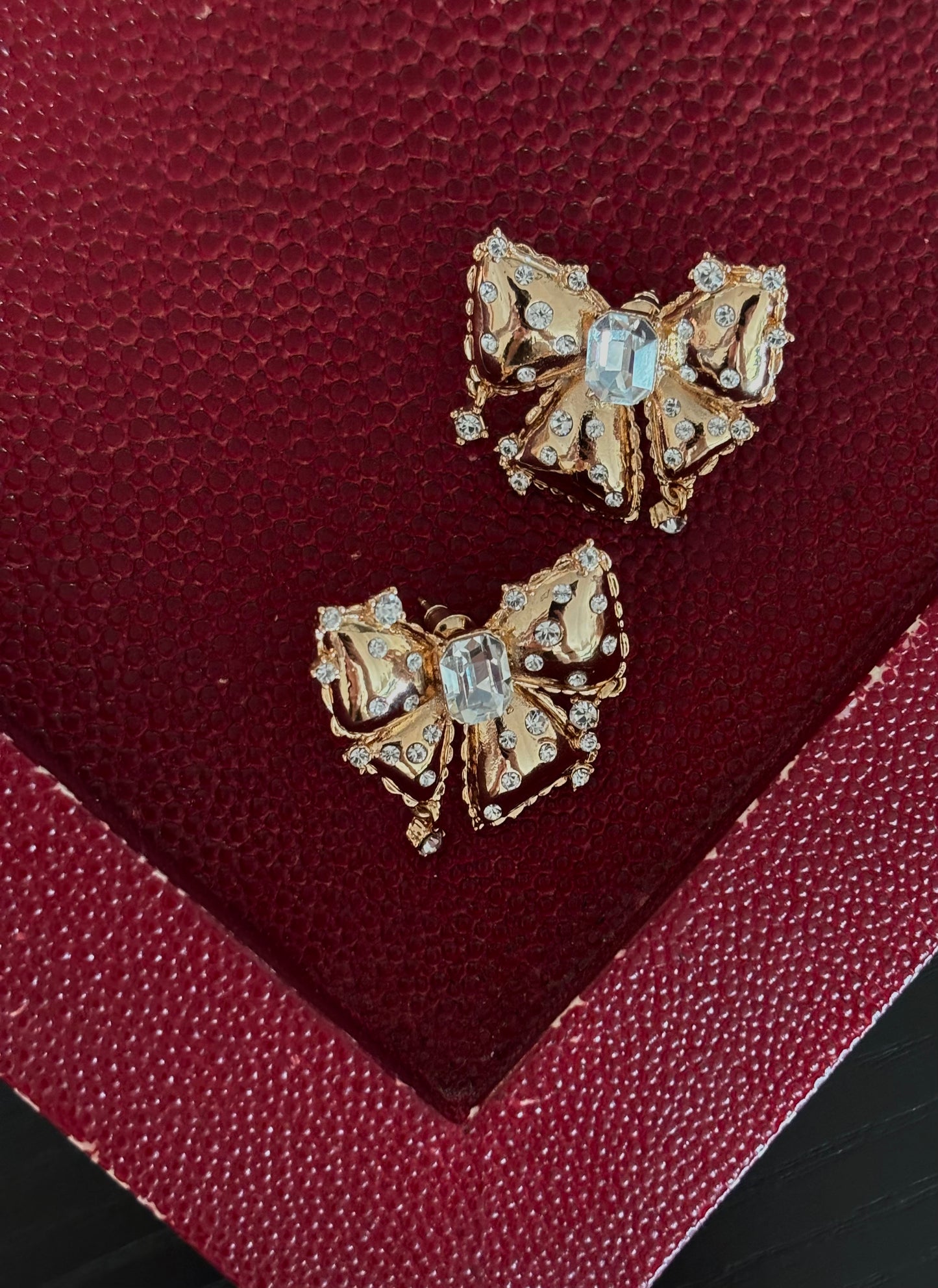 MISS earrings