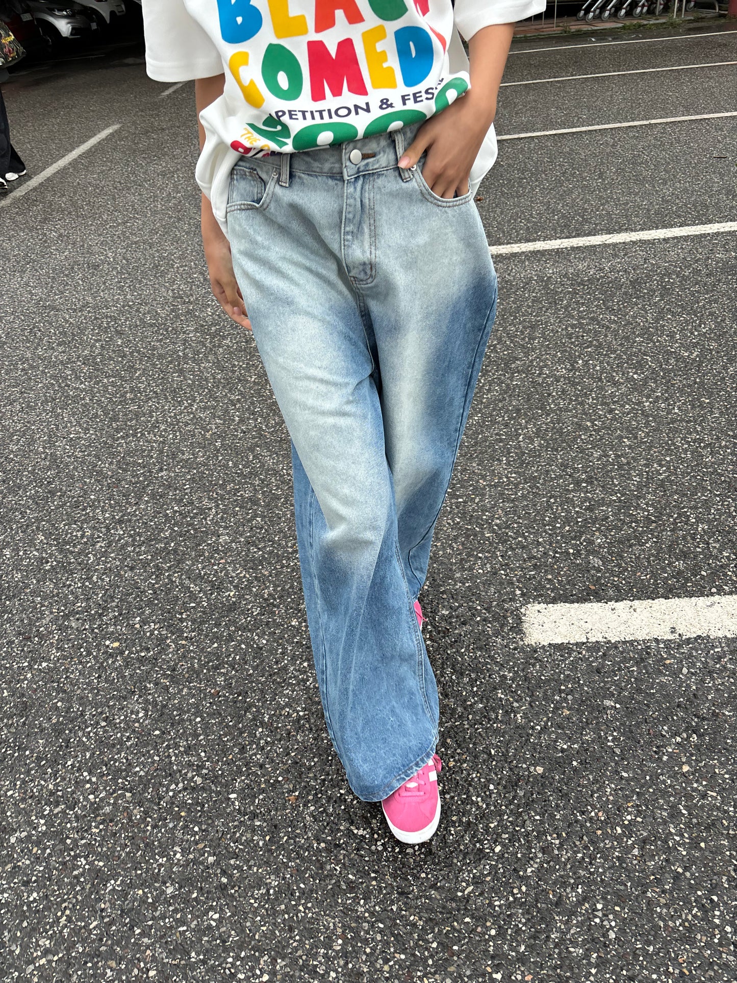 Washed wide leg jeans
