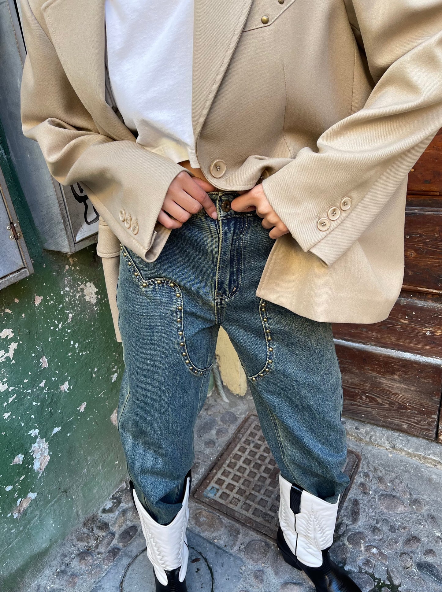 Texan jeans with studs