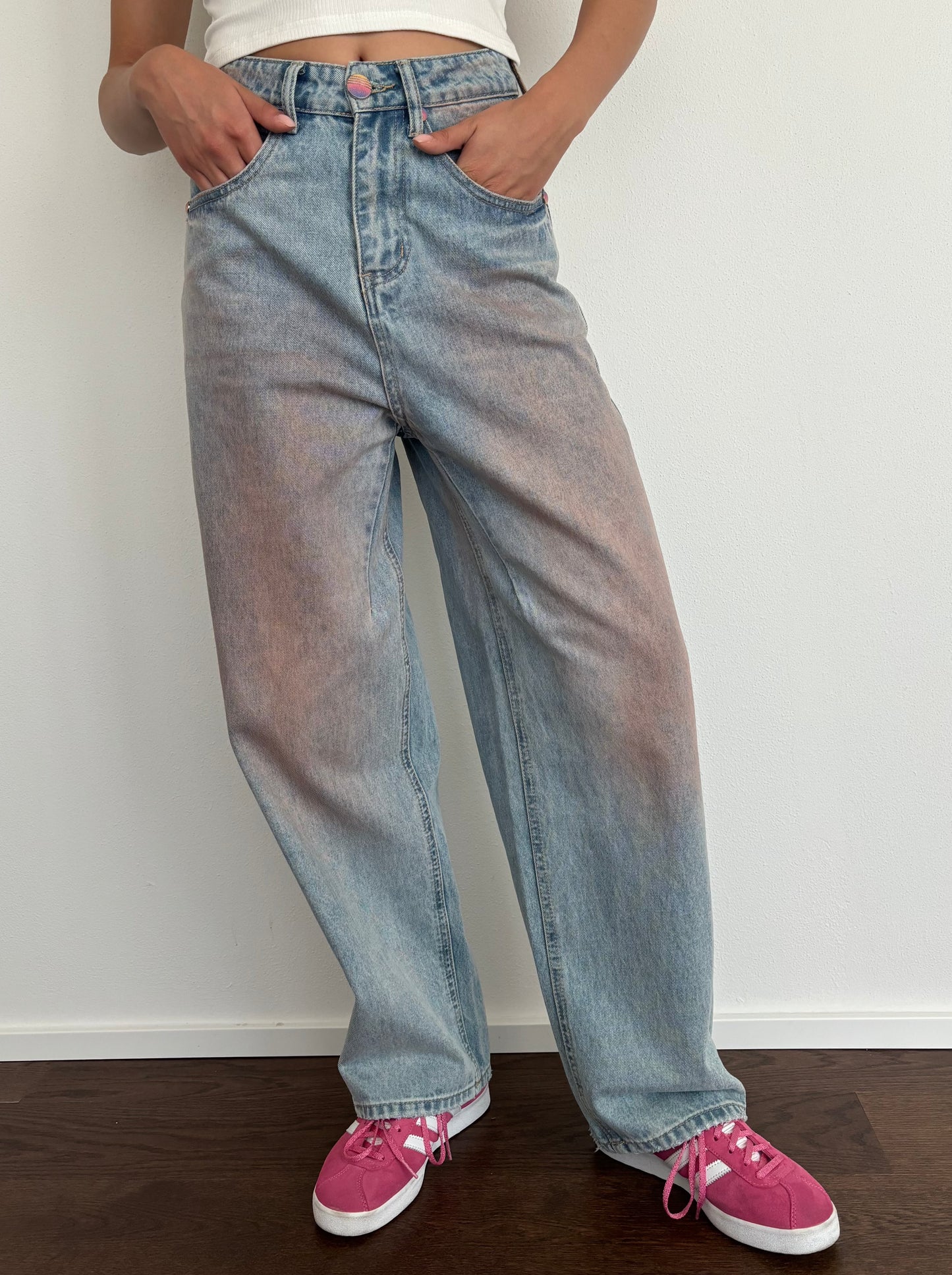 Washed pink wide leg jeans