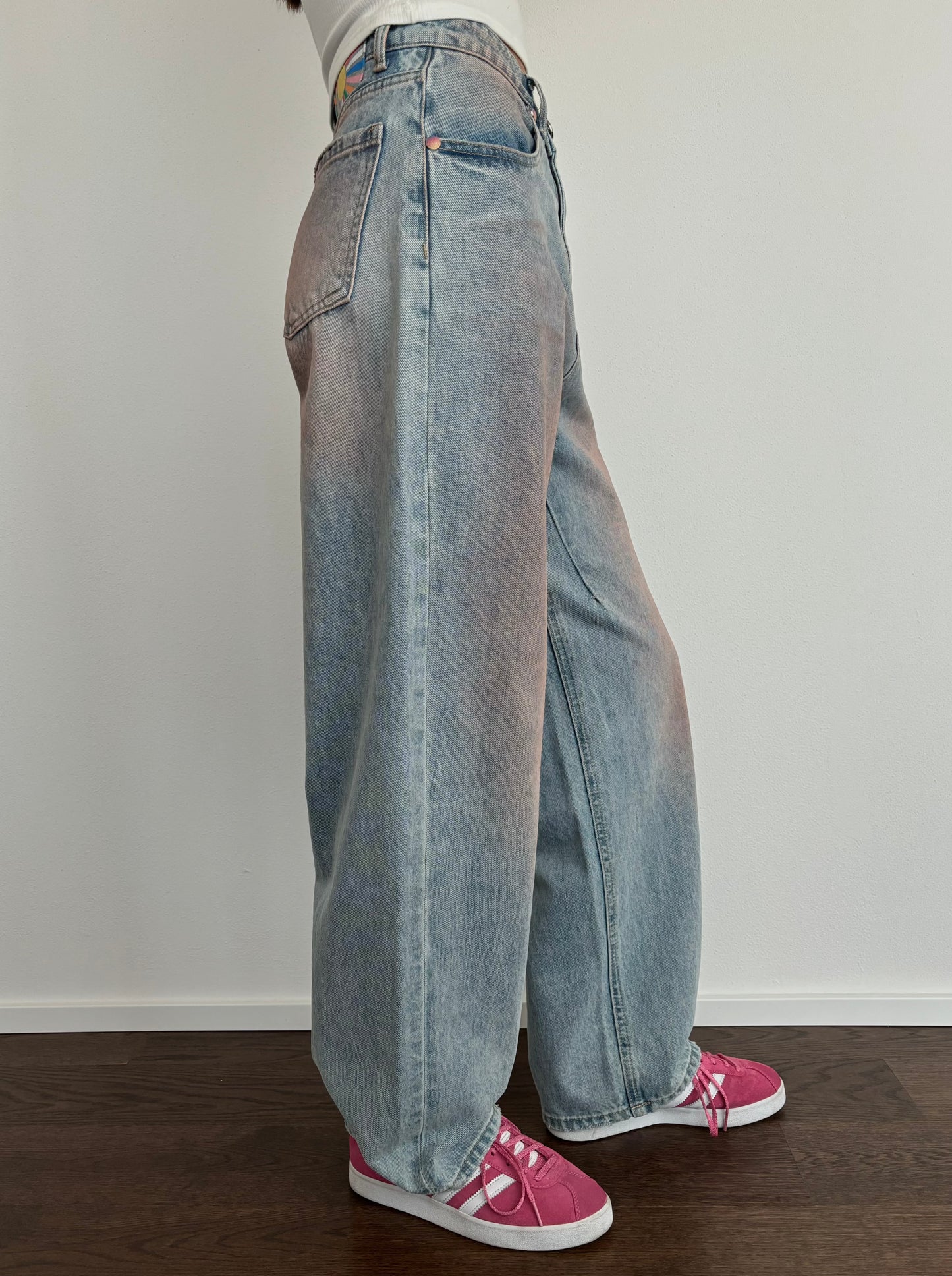 Washed pink wide leg jeans