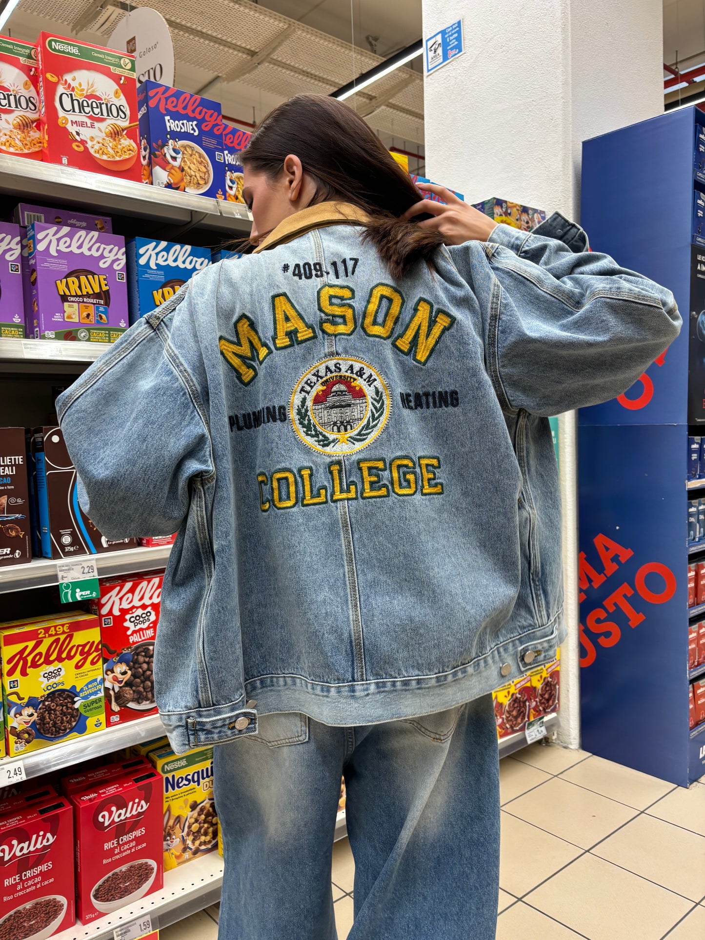 "Old school" jacket in oversized denim