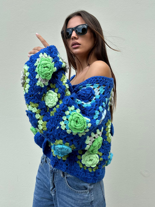 Cardigan roses crochet