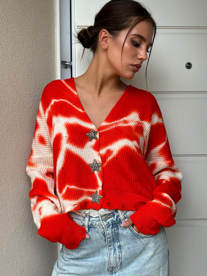 Cardigan dye