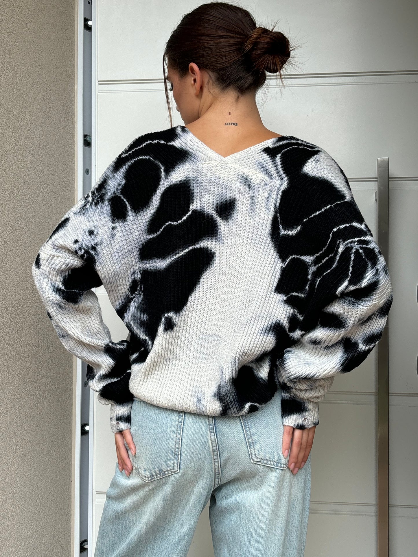 Cardigan dye